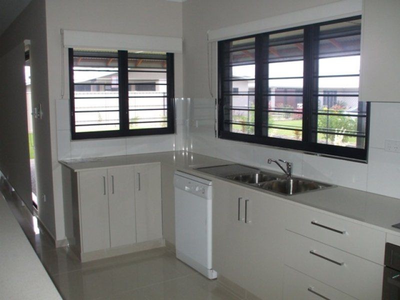 11 Clarke Street, Bellamack NT 0832