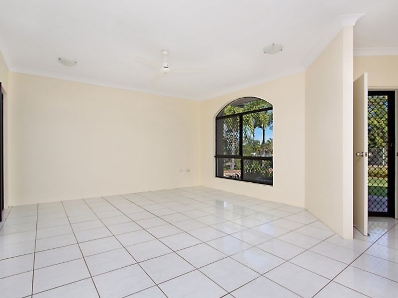 14 Gillon Court, Bakewell NT 0832