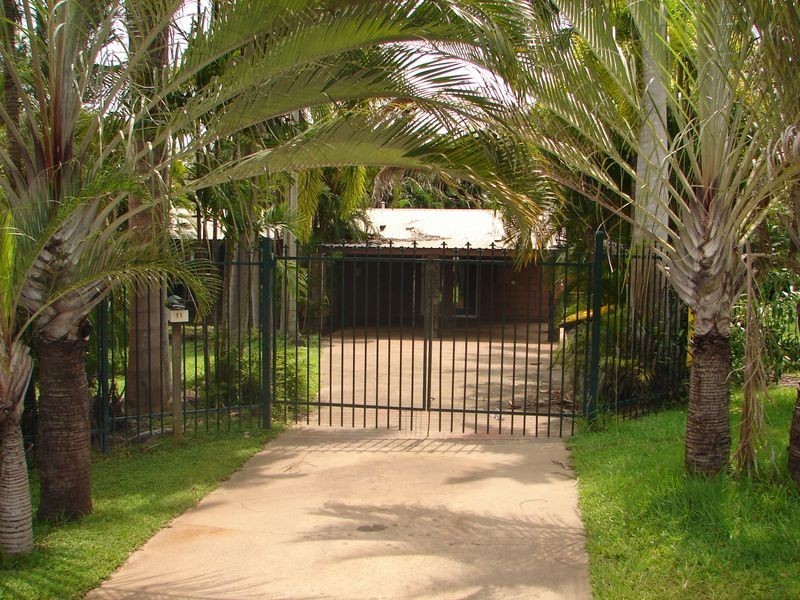 11 Hannibal Crescent, Gray NT 0830