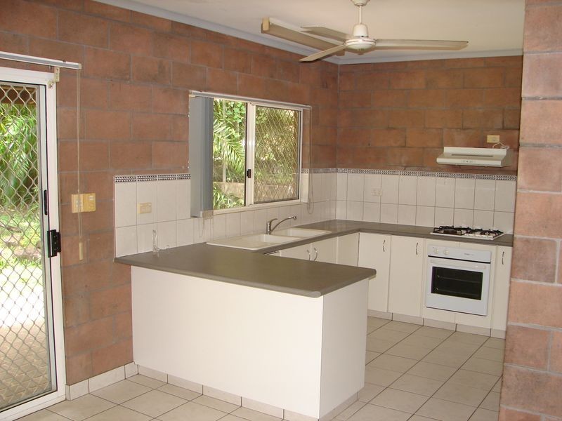 11 Hannibal Crescent, Gray NT 0830