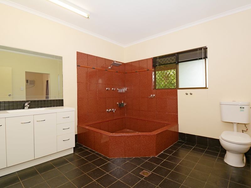 20 Bagshaw Crescent, Gray NT 0830