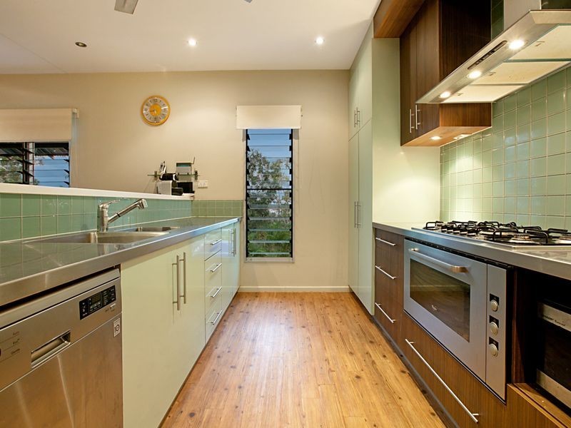 8 Helicia Court, Rosebery NT 0832