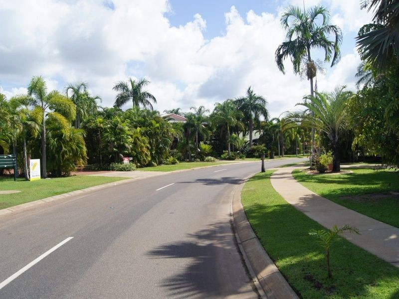 12/26 Flametree Circuit, Rosebery NT 0832