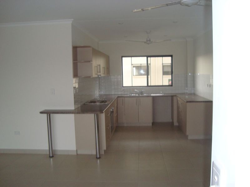 1/184-186 Forrest Parade, Rosebery NT 0832