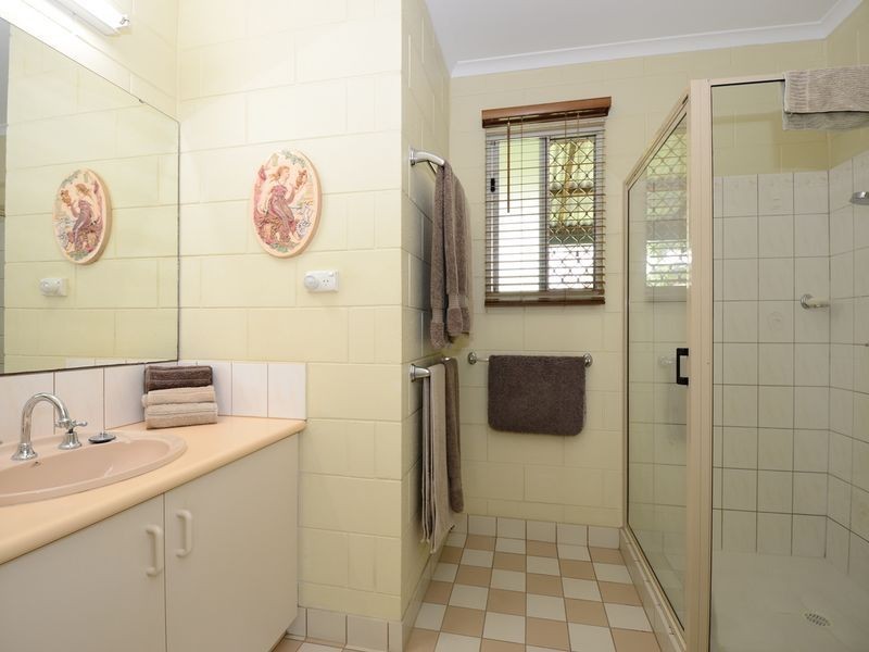 33 Muckaninnie Court, Moulden NT 0830