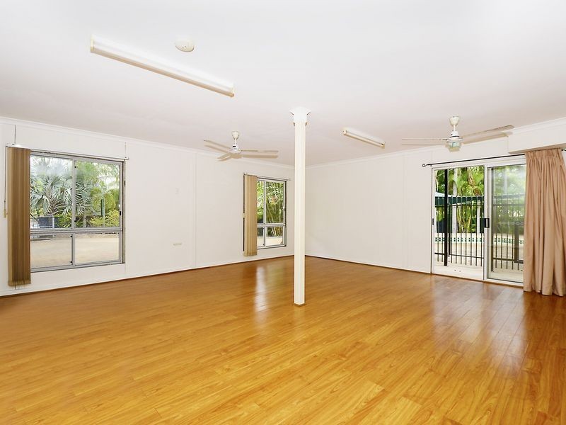 2 Raffles Road, Gray NT 0830