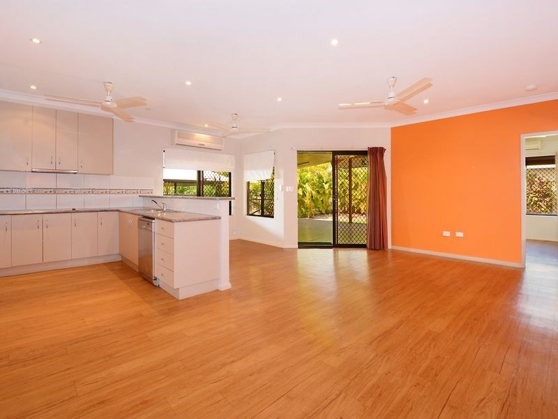 13 Kenbi Place, Rosebery NT 0832