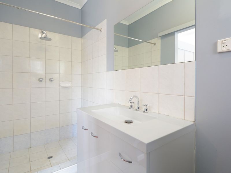 33 Cuthbertson Crescent, Moulden NT 0830