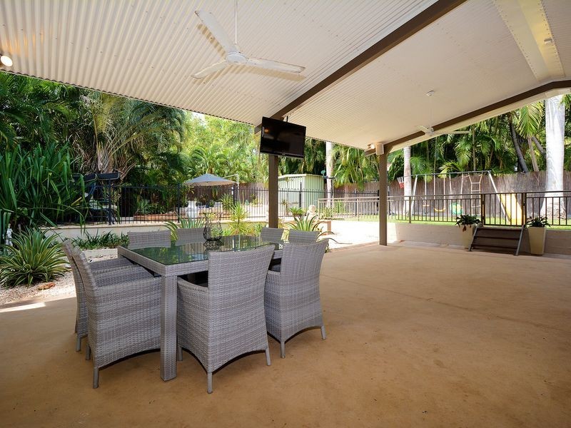 2 Rail Close, Bakewell NT 0832