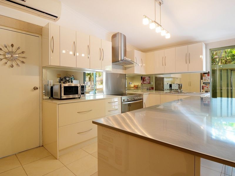 2 Rail Close, Bakewell NT 0832