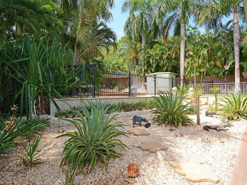 2 Rail Close, Bakewell NT 0832