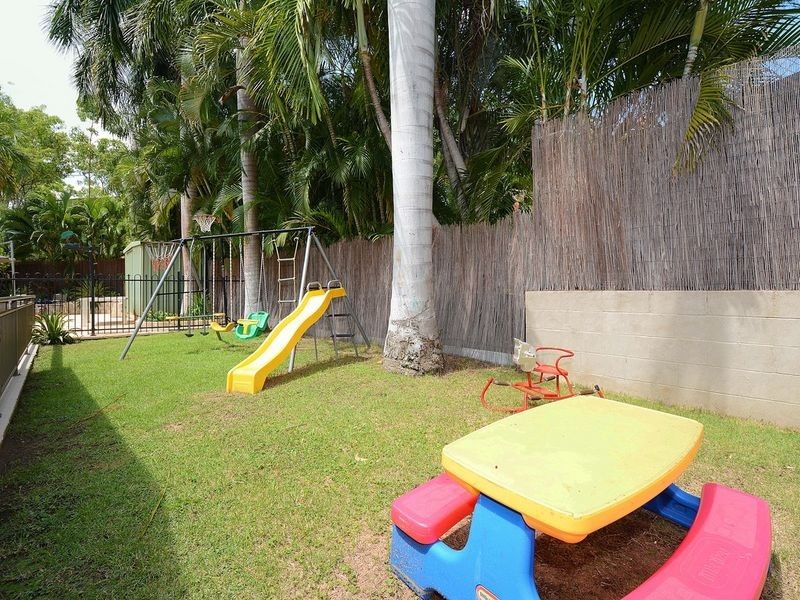 2 Rail Close, Bakewell NT 0832