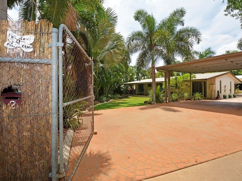 2 Rail Close, Bakewell NT 0832