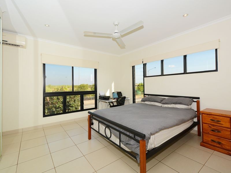 1/186 Forrest Parade, Rosebery NT 0832