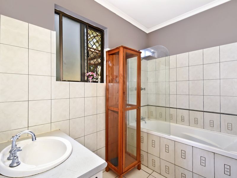 4 Rennie Court, Moulden NT 0830