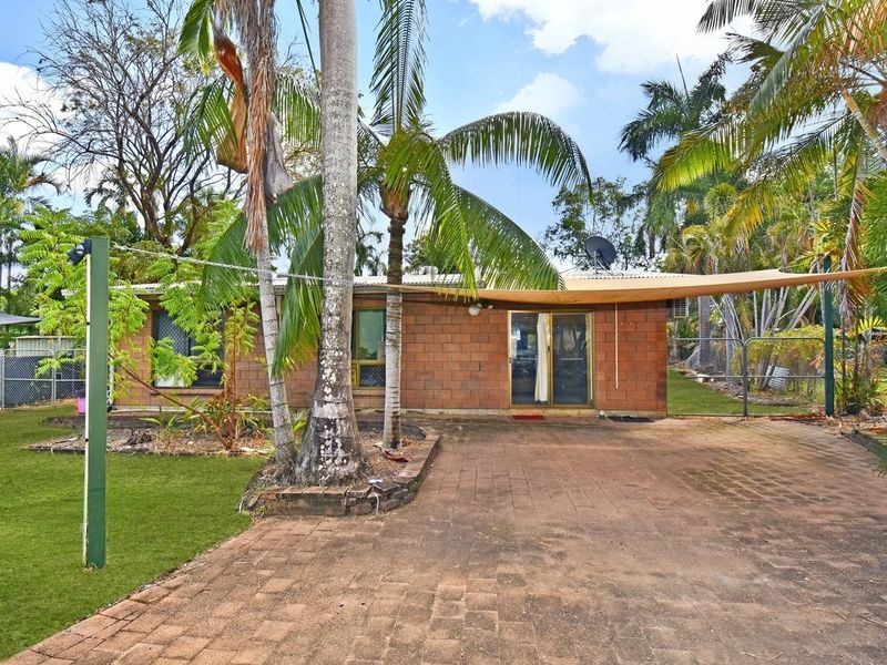 4 Rennie Court, Moulden NT 0830