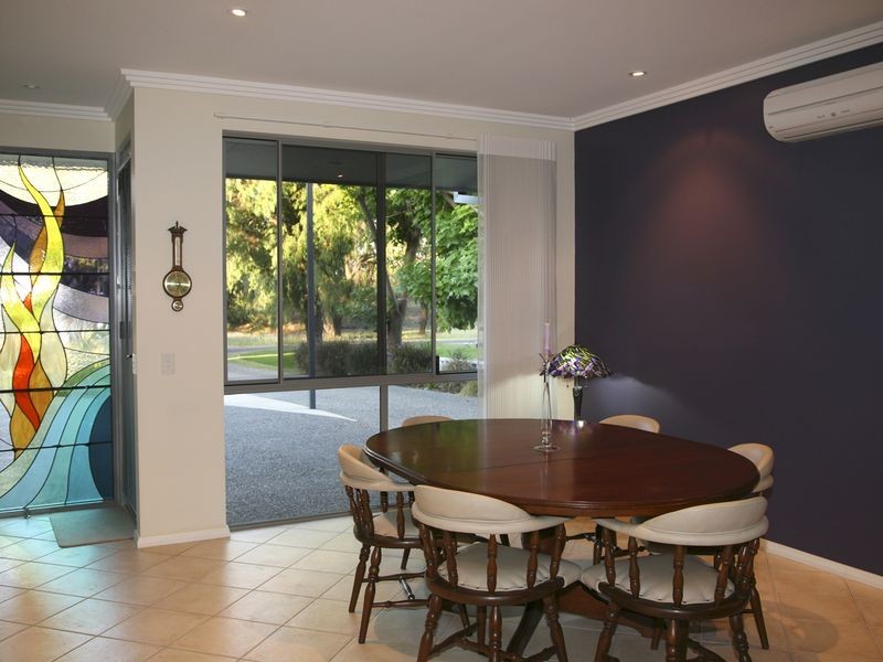 674 Geographe Bay Esplanade, Broadwater WA 6280