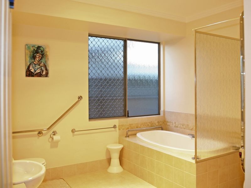 674 Geographe Bay Esplanade, Broadwater WA 6280