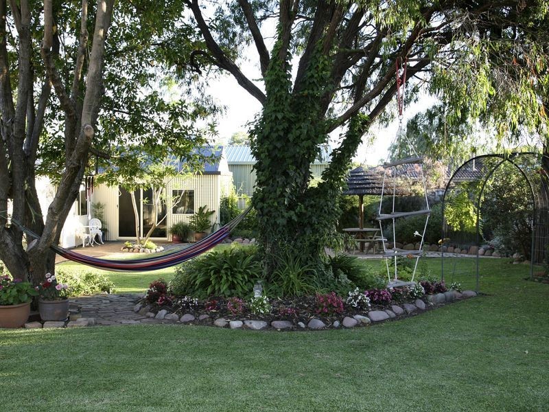 674 Geographe Bay Esplanade, Broadwater WA 6280