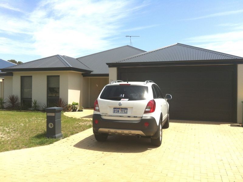 128 Beachfields Drive, Abbey WA 6280