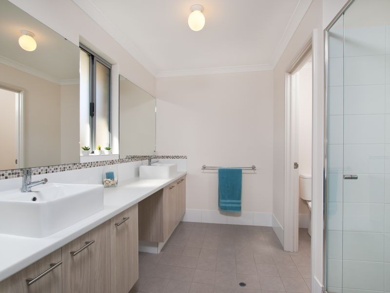 8 Finch Street, Broadwater WA 6280