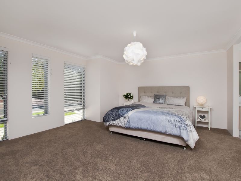 8 Finch Street, Broadwater WA 6280