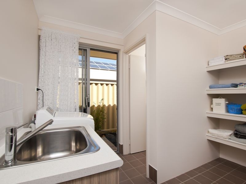 8 Finch Street, Broadwater WA 6280