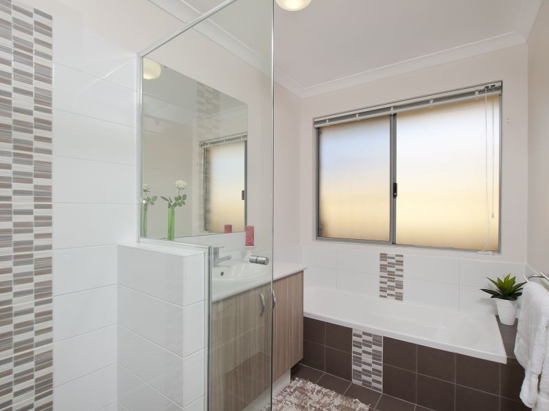 8 Finch Street, Broadwater WA 6280