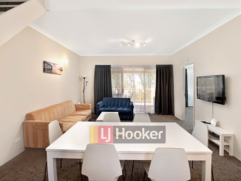 Villa 76/11 Holgate Road, Broadwater WA 6280
