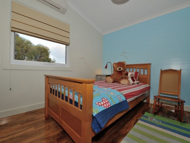 14 Newtown Beach Road, Abbey WA 6280