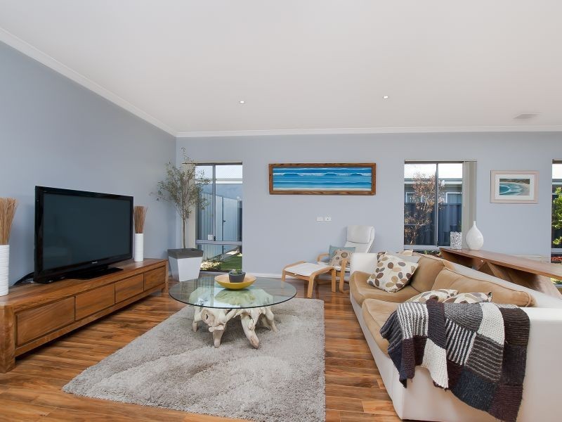 23 Callitris Crescent, Abbey WA 6280