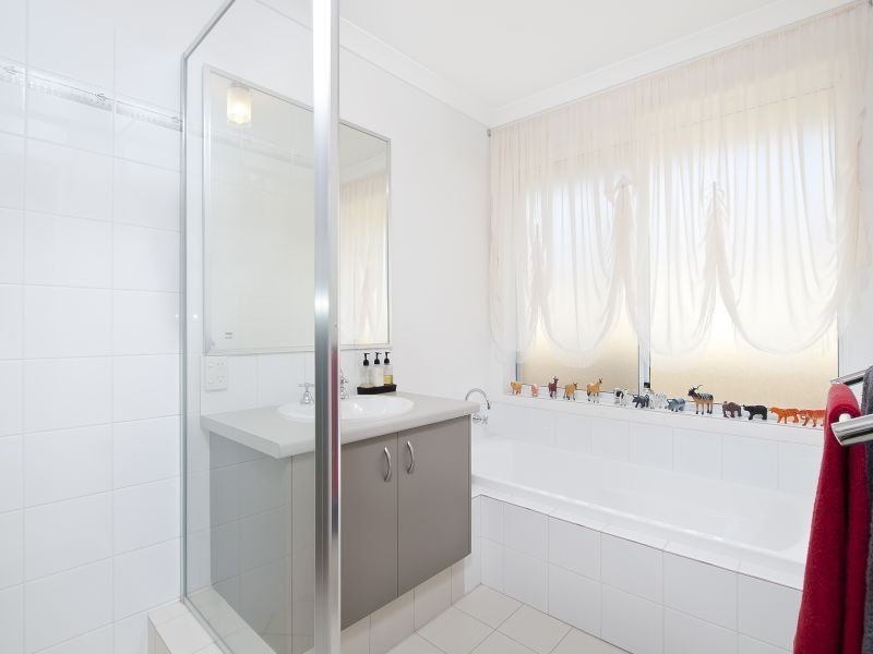 10 Werloo Approach, Capel WA 6271