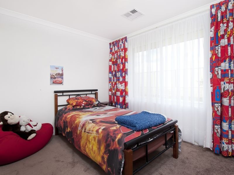 10 Werloo Approach, Capel WA 6271