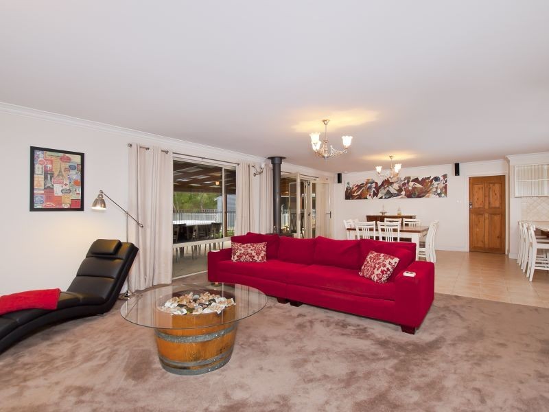 21 Uligugalup Road, Yalyalup WA 6280