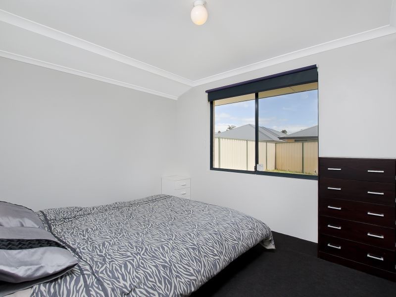 12 Mary Road, Yalyalup WA 6280