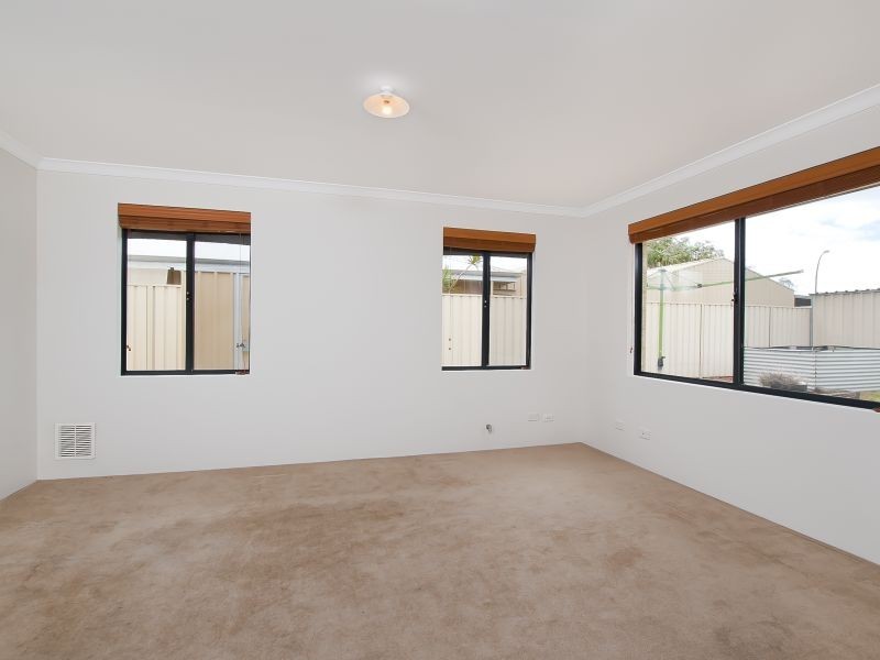 66 Lancaster Drive, West Busselton WA 6280