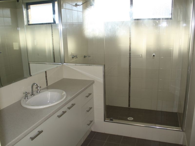 14 Kooyar Bend, Dalyellup WA 6230