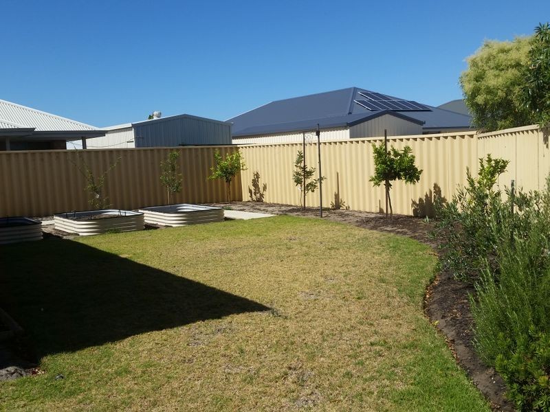 3 Lavender Gardens, Yalyalup WA 6280