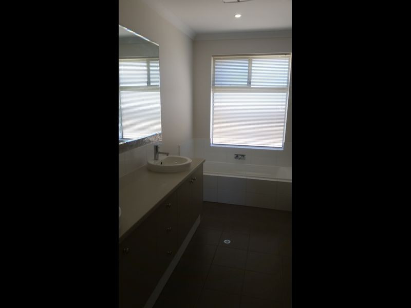 3 Lavender Gardens, Yalyalup WA 6280