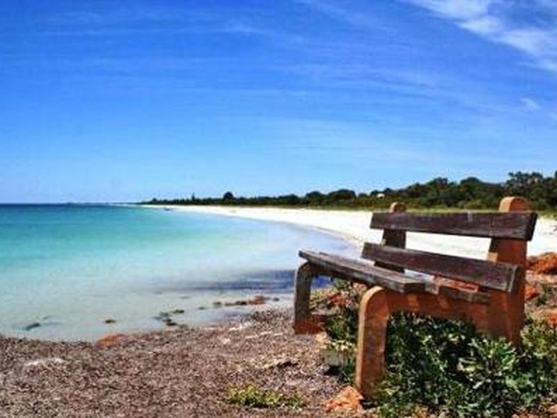 28 Averil Street, Abbey WA 6280