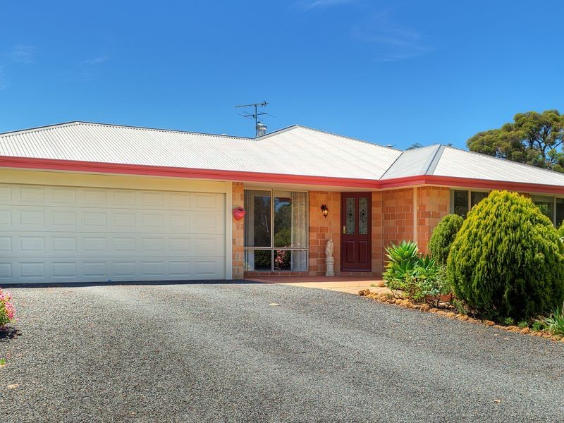 4 West Road, Capel WA 6271