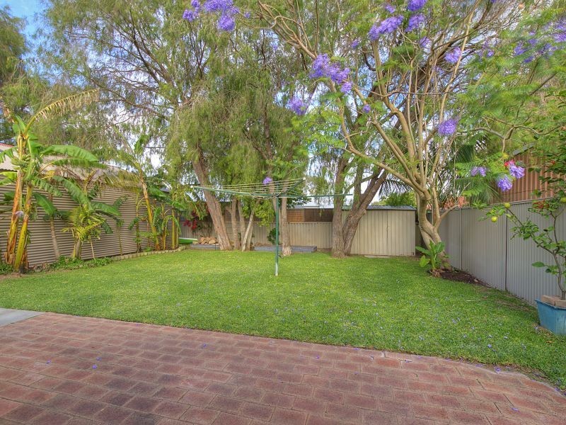 12 Newtown Beach Road, Abbey WA 6280