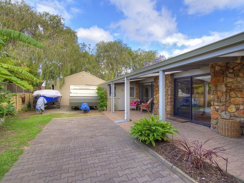 12 Newtown Beach Road, Abbey WA 6280