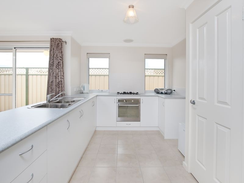 24 Alice Street, Yalyalup WA 6280