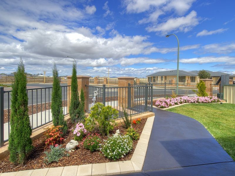 24 Alice Street, Yalyalup WA 6280