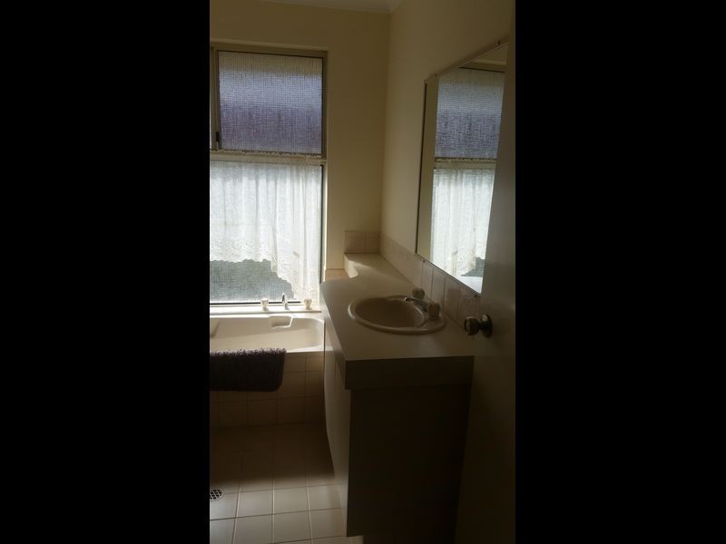 40 Black Swan Drive, West Busselton WA 6280