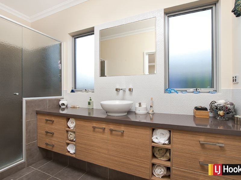 36 Higgins Drive, Broadwater WA 6280