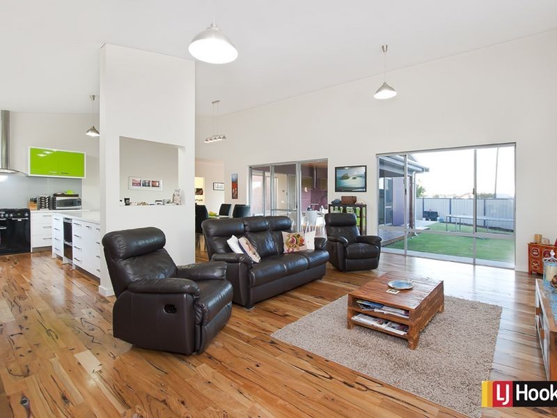 36 Higgins Drive, Broadwater WA 6280