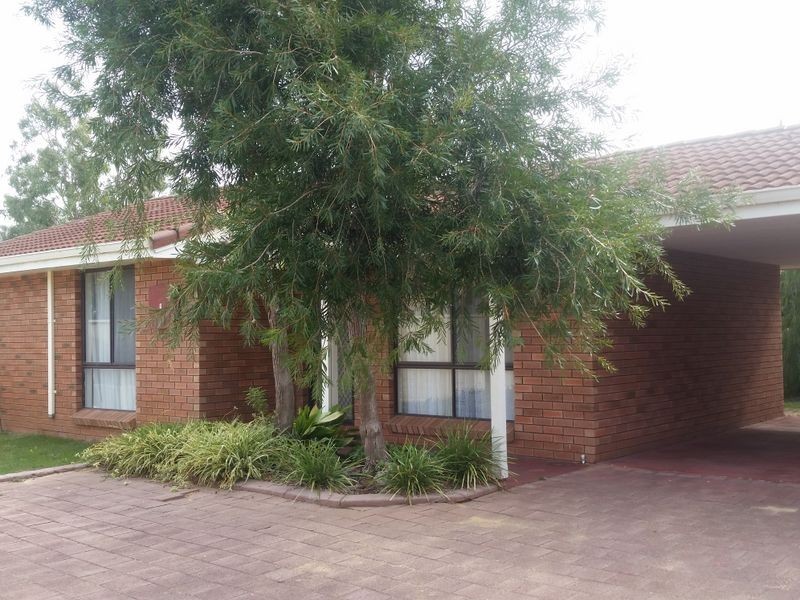 3/11 Mellville Court, Geographe WA 6280