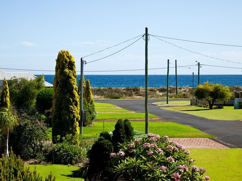 21 Hovea Crescent, West Busselton WA 6280